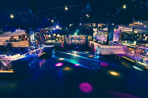 discoteca duvet barcelona|Duvet Barcelona Guest List & Table Bookings